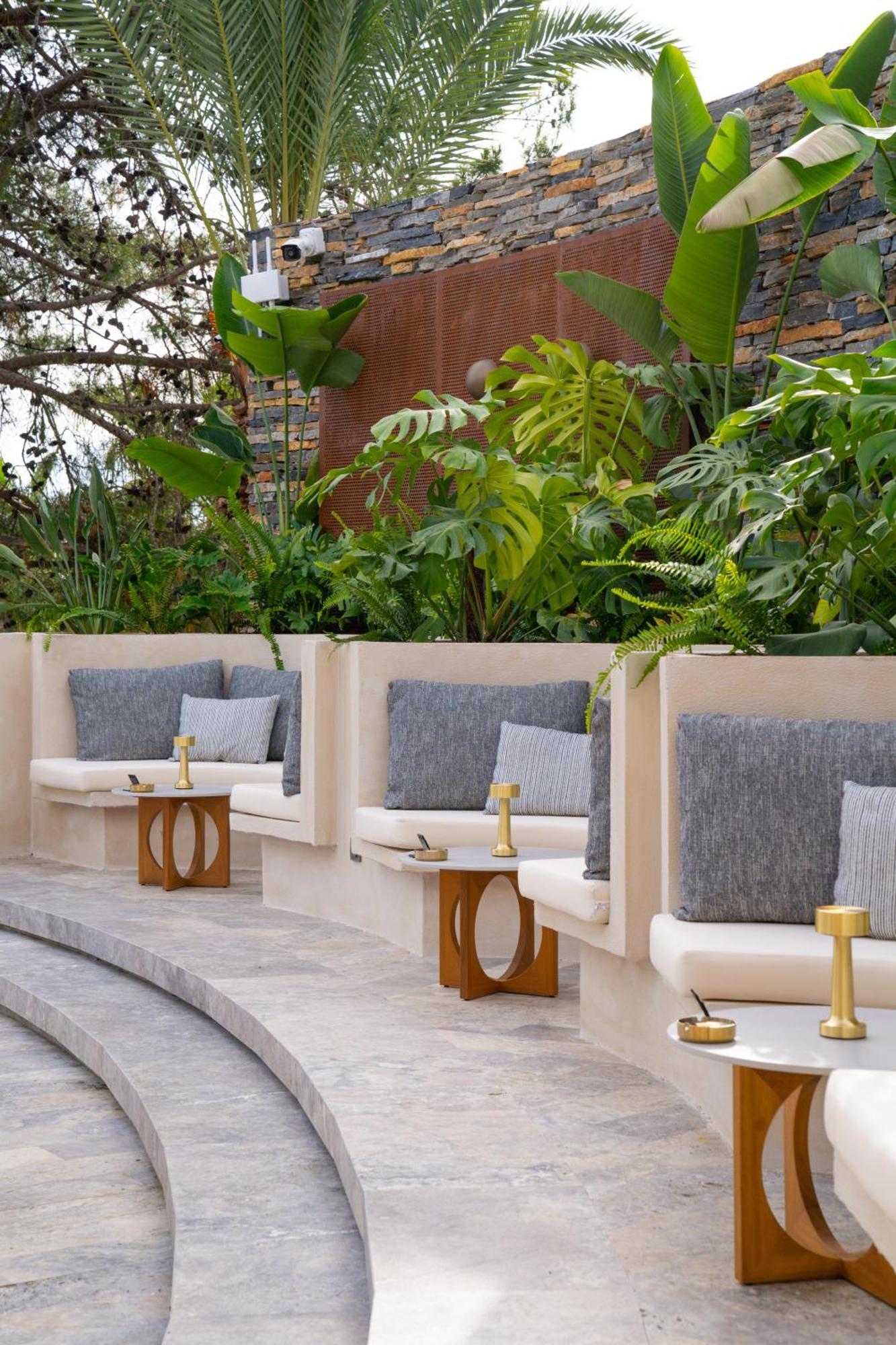 Hotel Akra Antalia Esterno foto The Terrace