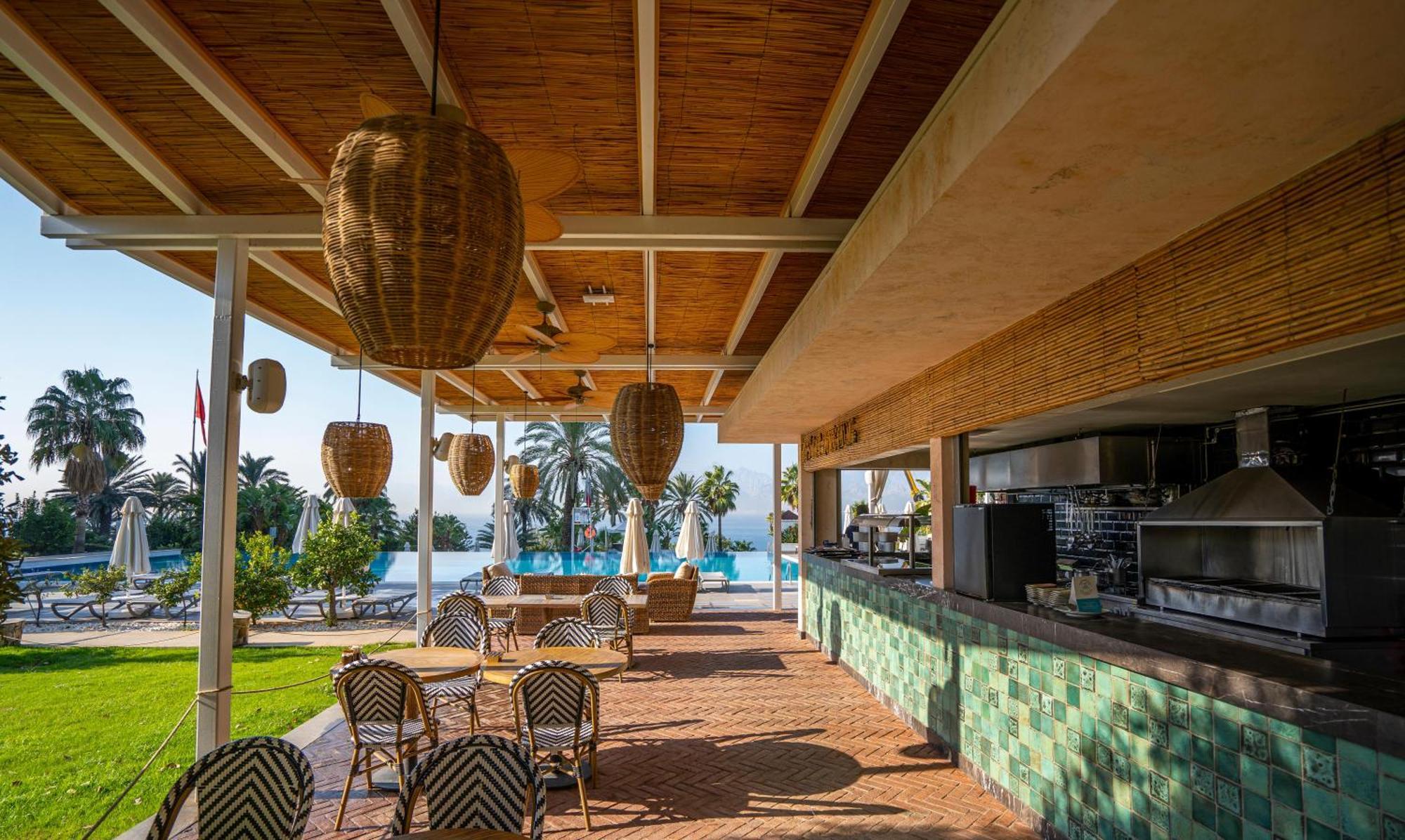 Hotel Akra Antalia Esterno foto The Beach Club